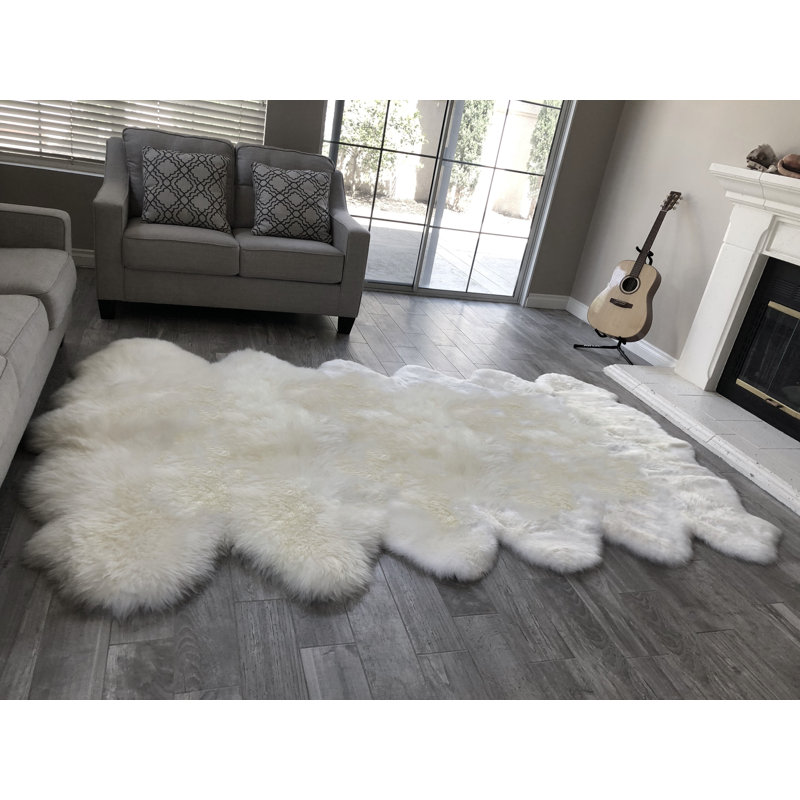 Amaranta Performance Sheepskin Indoor Rug, Novelty 5'5" x 9'2"