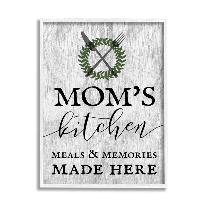 «Mom's Kitchen Meal and Memories» par Daphne Polselli, reproduction d'art textuel sur toile, H 20 po x l 16 po