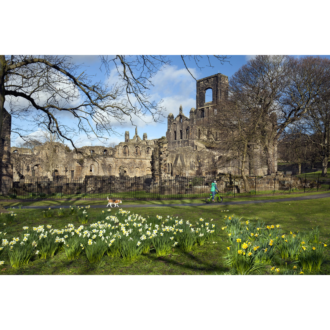 Kirkstall Abbey von Dark_Eni - Kunstdrucke auf Leinwand ohne Rahmen