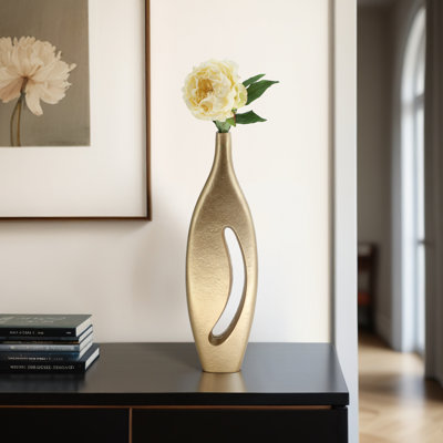 ELEVARRE  Carron Aluminum Metal Vase A Statement Piece For Modern Homes, Enhance Interiors With Elegance