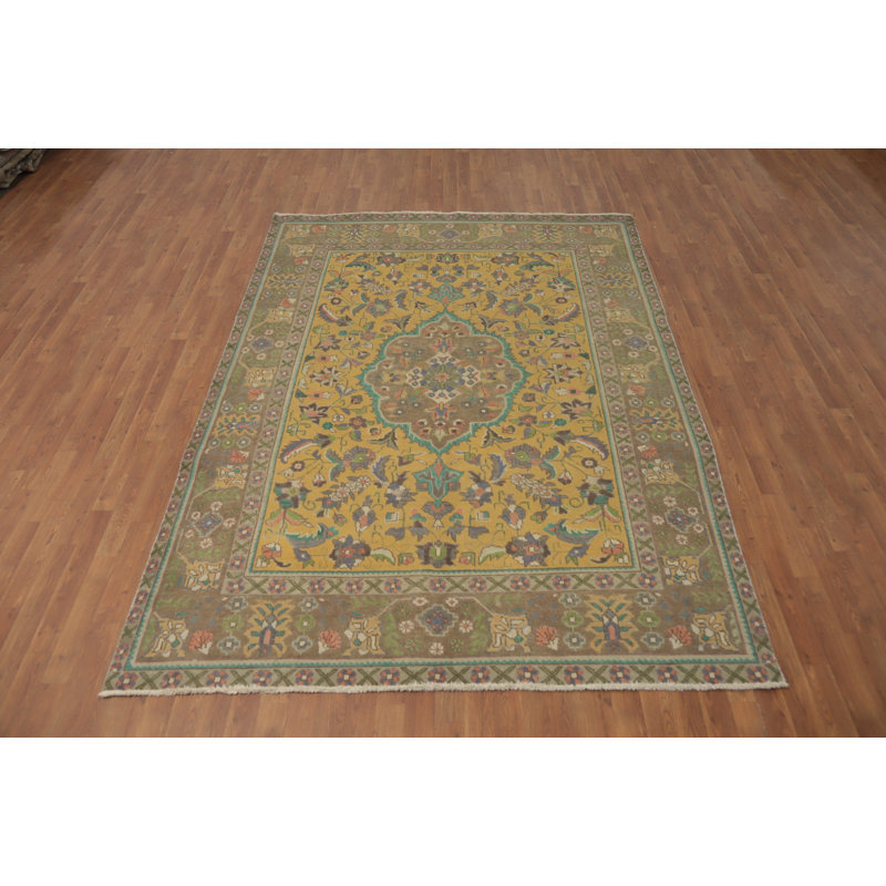 Tapis traditionnel floral 7 x 9
