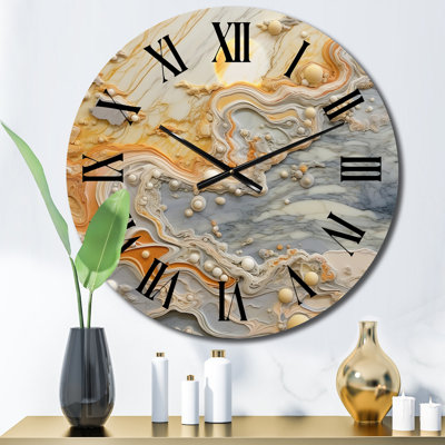 Horloge murale crème en métal