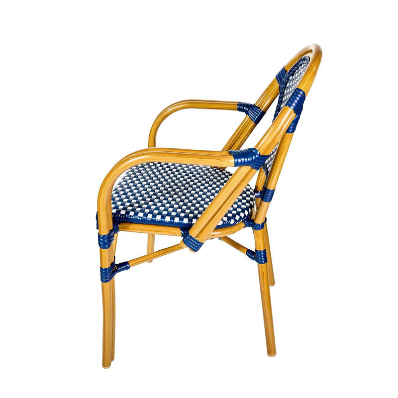 Chaise de patio française avec accoudoirs par Chivari, Bleu / blanc