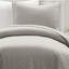 Ensemble de courtepointe standard moderne et contemporaine en coton à motif de losange Ava Diamond-382391949-309619566