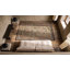 Tapis crocheté antique American