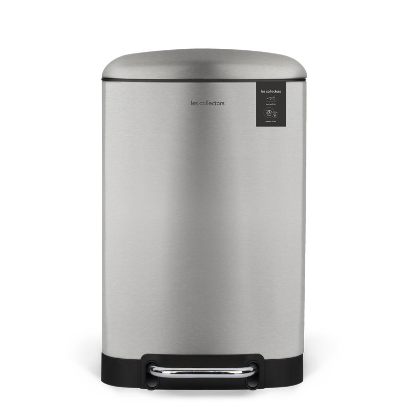 20 Litre Step On Trash Can, 52.5cm H x 30cm W x 29cm D, Silver