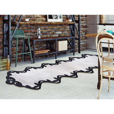Tapis noir / gris clair en polyester tissé à la machine Novelty Strayer