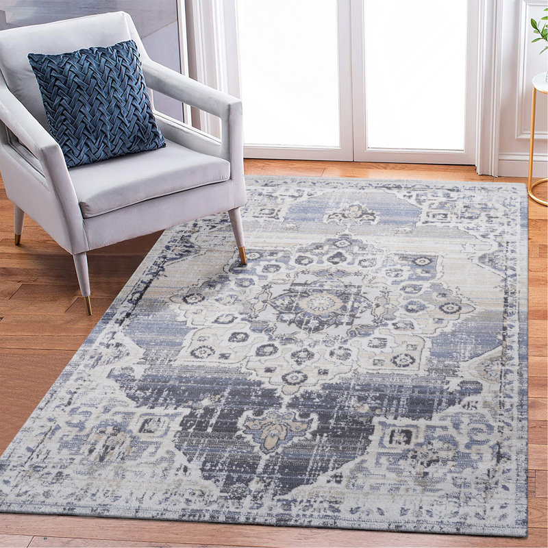 Cream / Blue / Medallion Area Rug, Rectangle 5'3" x 7'6"