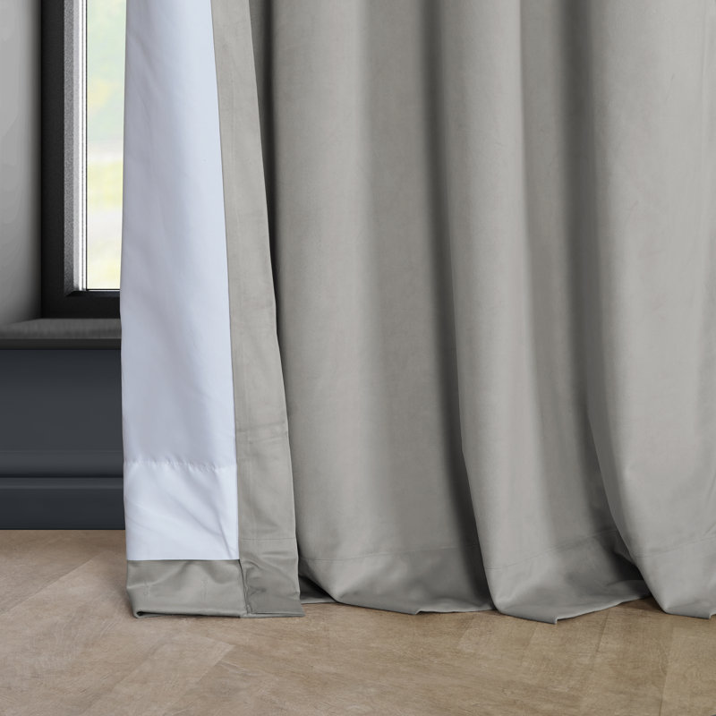 Rideau obscurcissant en velours Botmund Grommet Heritage pour chambre à coucher, salon, panneau simple, L 50 po x L 84 po