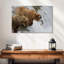 Ours bruns grizzlis chassant des poissons-107851083