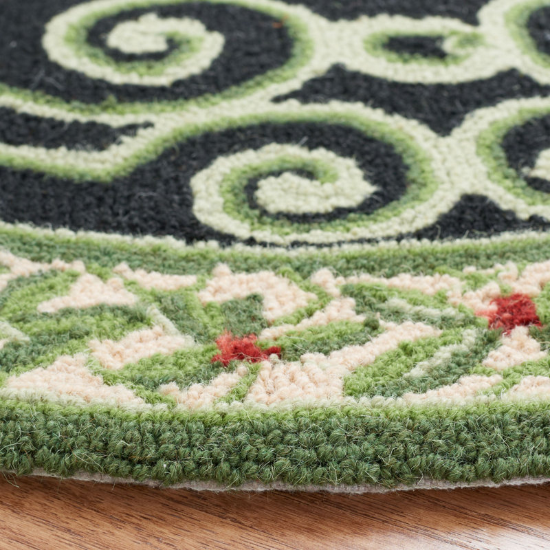 Brayton Hand Hooked Wool Floral Rug, Round 4'