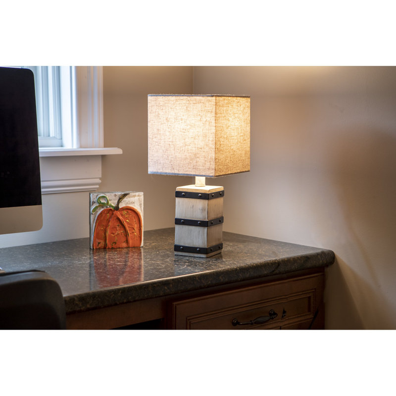 Hyeres Resin Table Lamp, White Wash