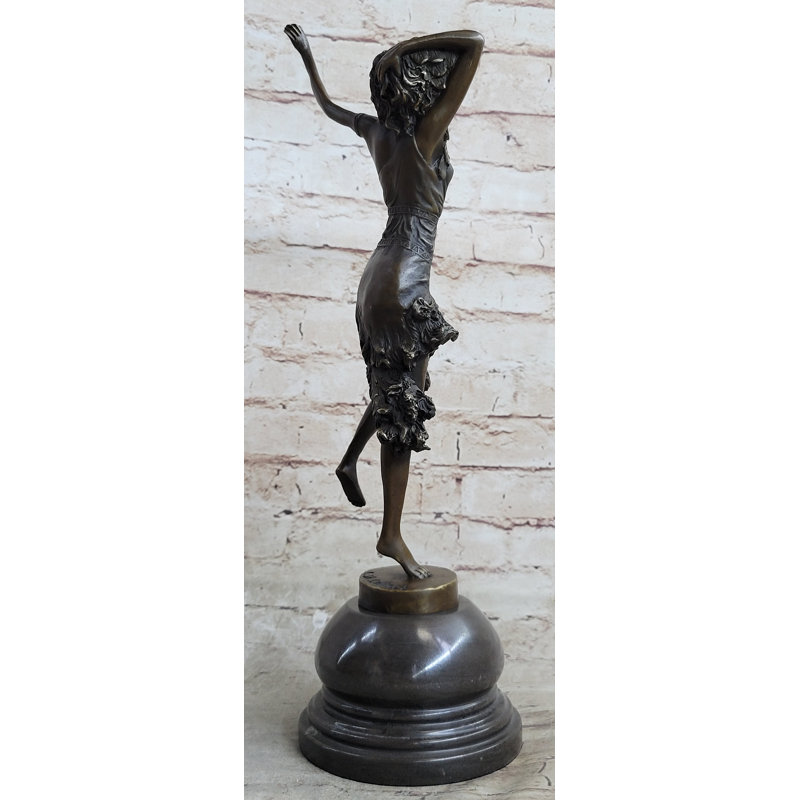 Figurines et sculptures