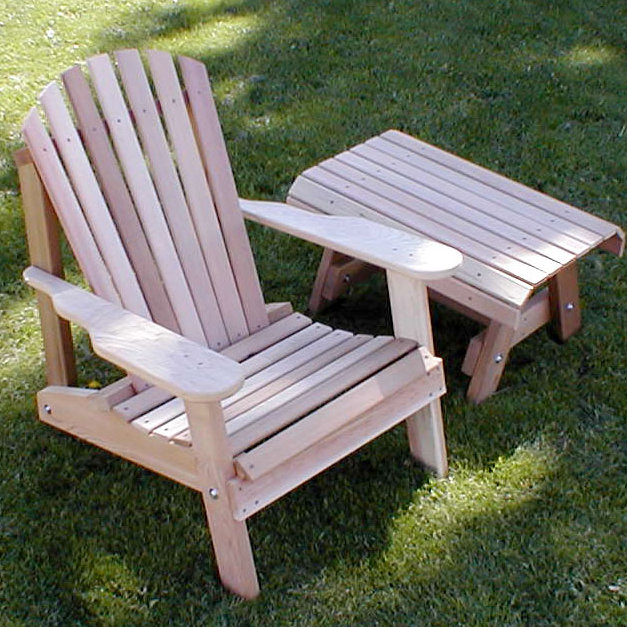 Chaise adirondack en bois avec table Tillison, Teinture / scellant cèdre
