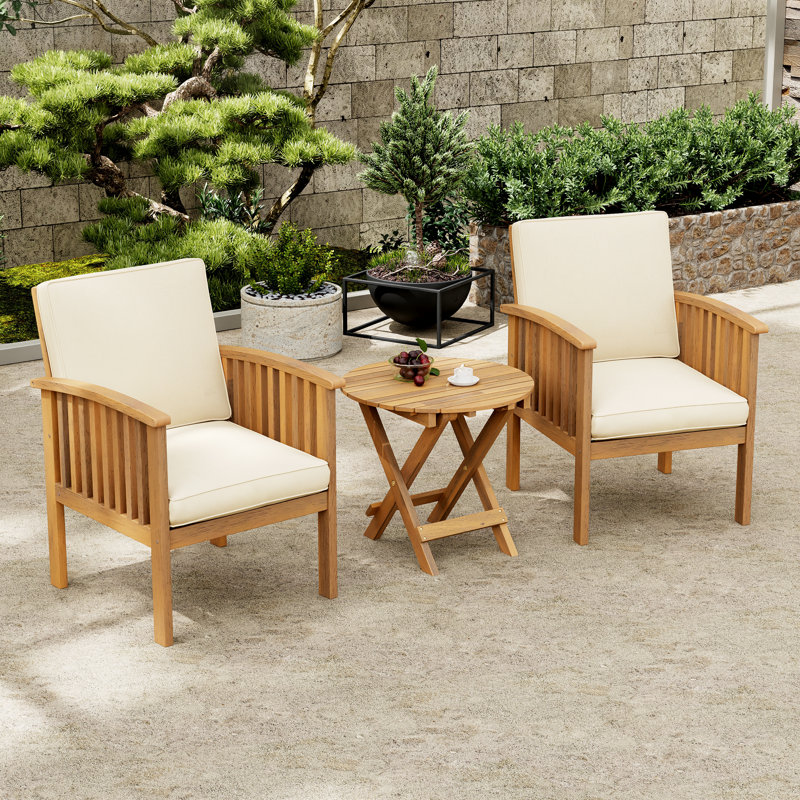 Ensemble de conversation d'extérieur en bois avec coussins et table d'appoint Halden