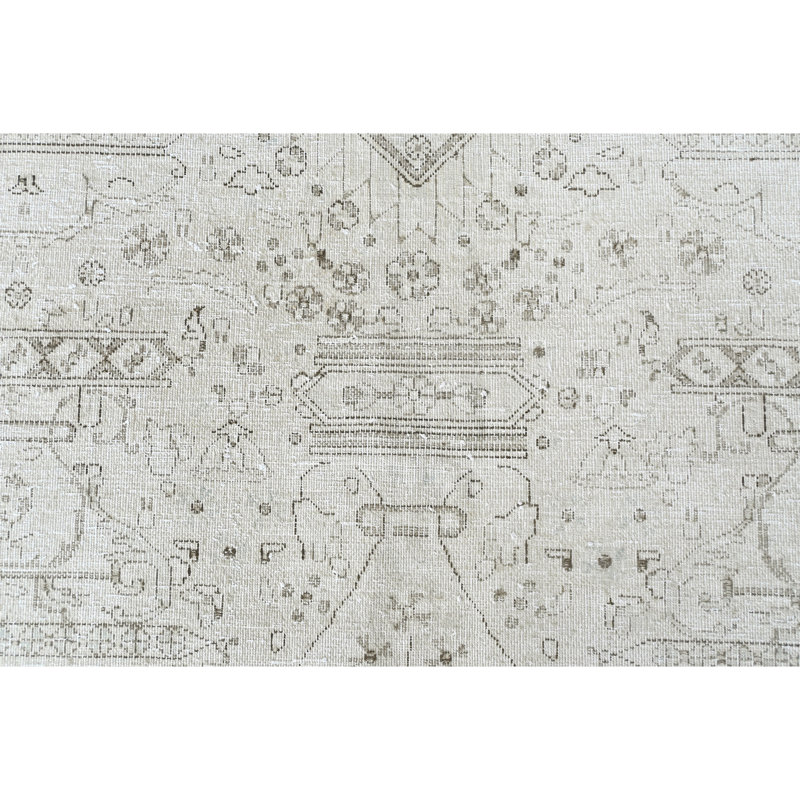 High-Quality Hand-Knotted Ivory Area Rug