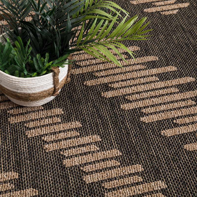 Almarine Geometric Area Rug, Rectangular 120cm x 160cm