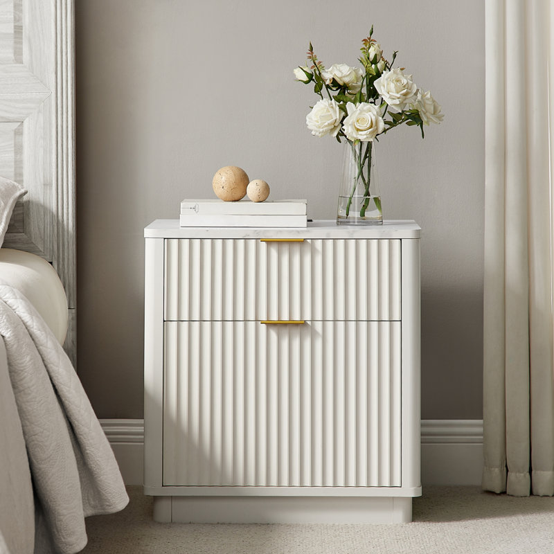 23'' Fluted Nightstand With Mid-Century Modern, White