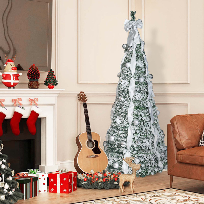 Arbre de Noël des Fêtes avec lumières