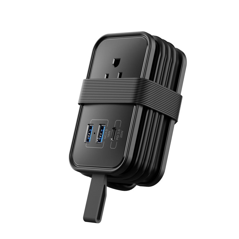 Barrette d'alimentation de voyage portative à 3 prises CA non ergonomique avec 2 ports USB-A et 1 port USB-C, 3 pi. Cordon, noir