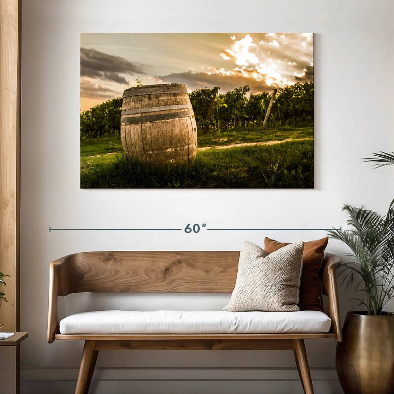 Tonneau Yarlin dans un vignoble de Pesaro, H 32 po x l 48 po