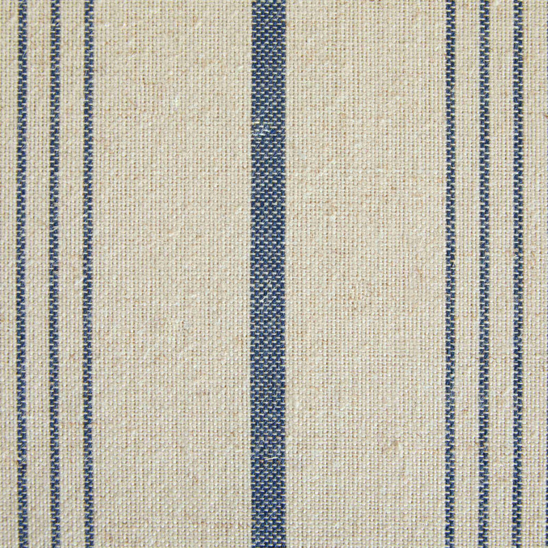 Fauteuil demi-tonneau rembourré à rayures