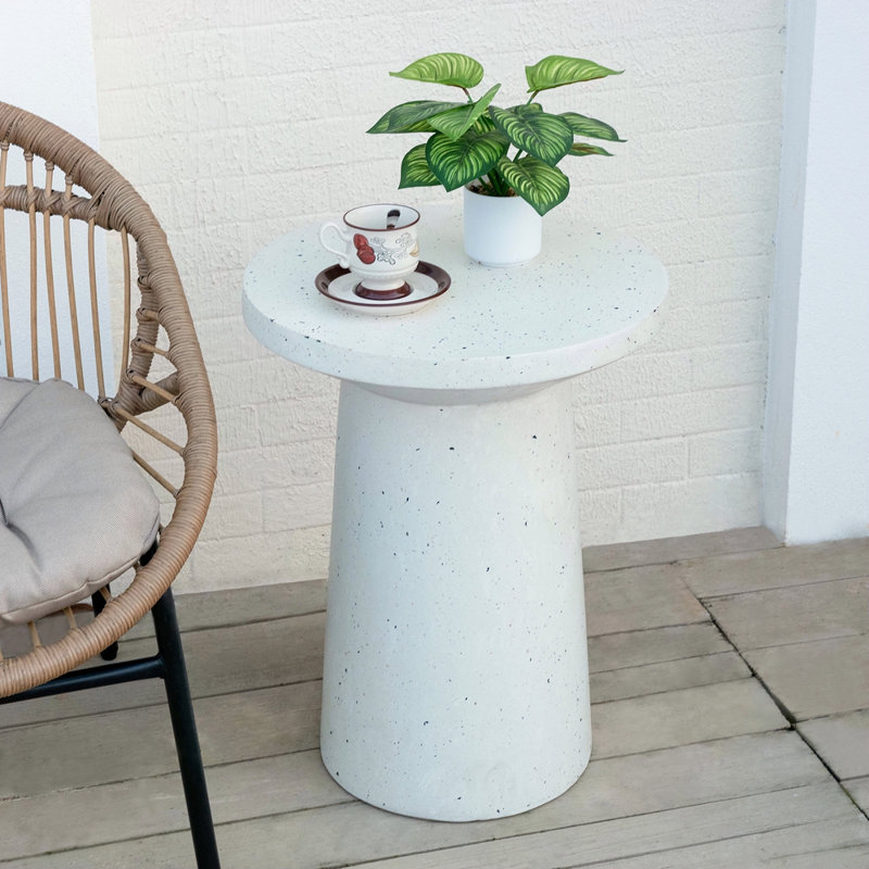 Table d'appoint d'extérieur H 24 "MGO Terrazzo