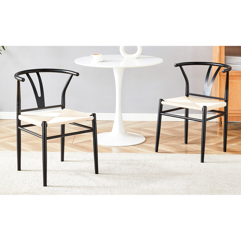 De 4 fauteuils en Y tissés en forme de Y noirs et blancs, de conception moderne en fer, confortables, convenant à différents styles de fauteuils avec sièges, salle à manger, chaises, structure, sièges confortables, multi