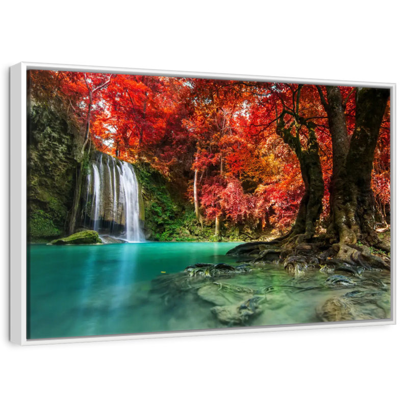 Arbres d'automne et cascade, 46 po x 31 po, Cadre flottant blanc