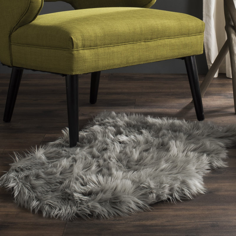 Chapawee Faux Fur Area Rug, Rectangle 183 x 274 cm