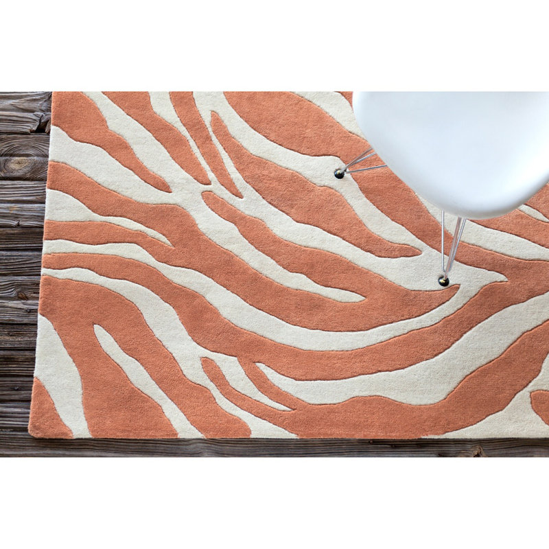 Tapis corail orange clair et crème en laine touffeté à la main Cloral Authentic, Rectangle 5 pi x 7 pi 6 po
