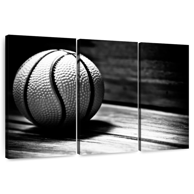 Ballon de basket-ball noir et blanc Sireci, H 20 po x l 33 po