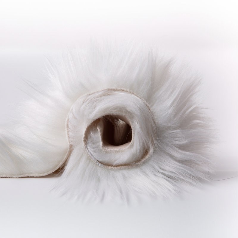 Soft Faux Fur Area Rug Fluffy Shag Decorative  Accent Rug for Bedroom, Novelty 2' x 3', White