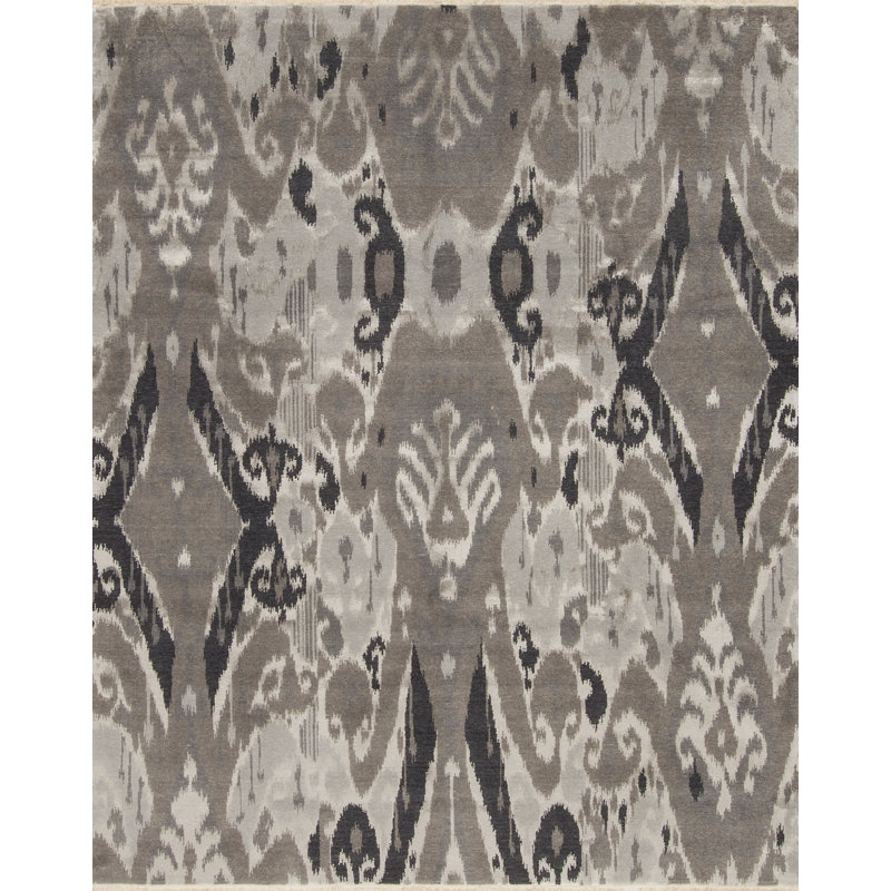 Heritage Geometric Area Rug in Gray