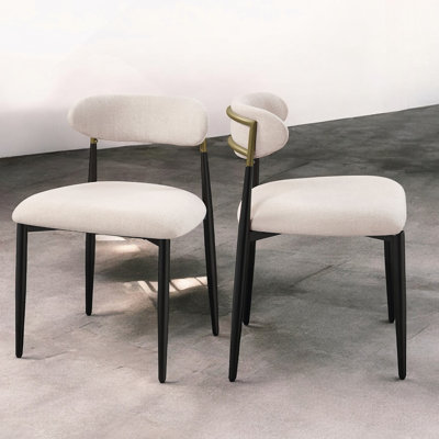 Charmant ensemble de chaises d'appoint en tissu et en métal pour des espaces élégants