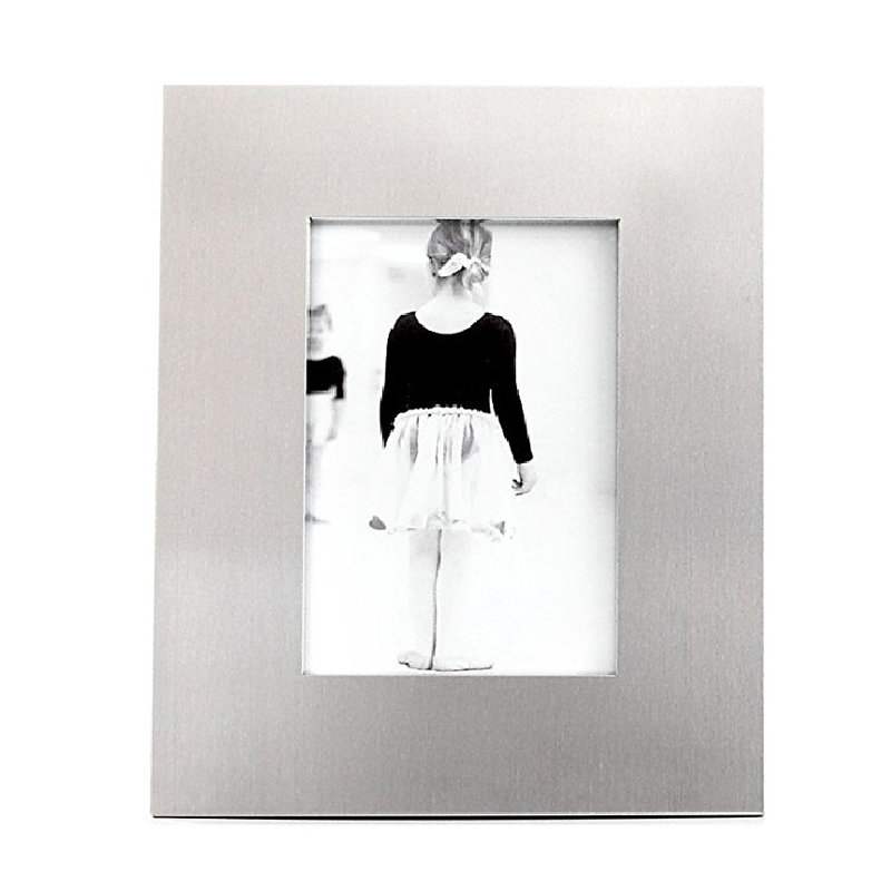 Hanna Silver Metal Picture Frame, 4" x 6"