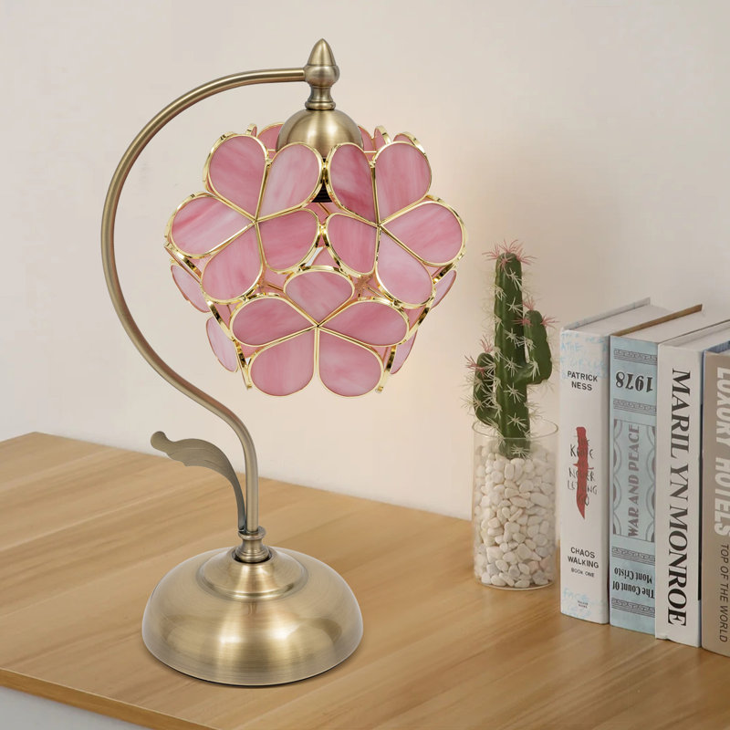 Keandria Floral Shape Desk Lamp Stained Glass Table Lamp 110V