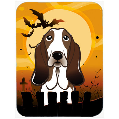 Eila Basset Hound Glass Cutting Board