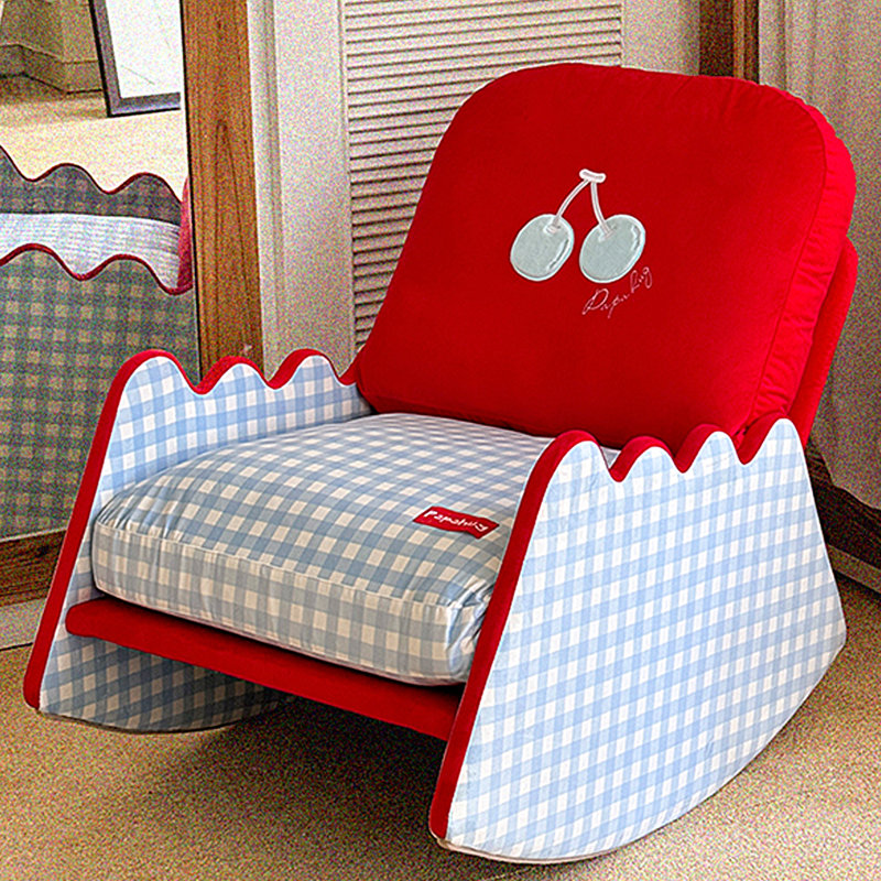 Chaise berçante élégante et confortable
