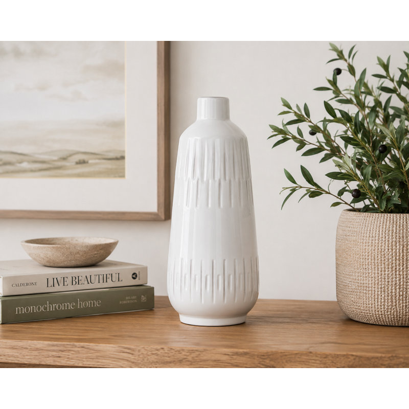 Vase en céramique, H 12,5 po x l 5,75 po x P 5,75 po, Blanc