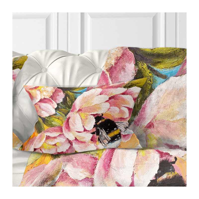 Abeille assise sur une fleur - Coussin décoratif à imprimé floral