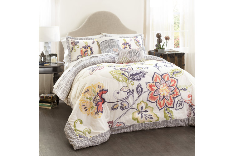 Bowker Microfiber Traditional Comforter Set