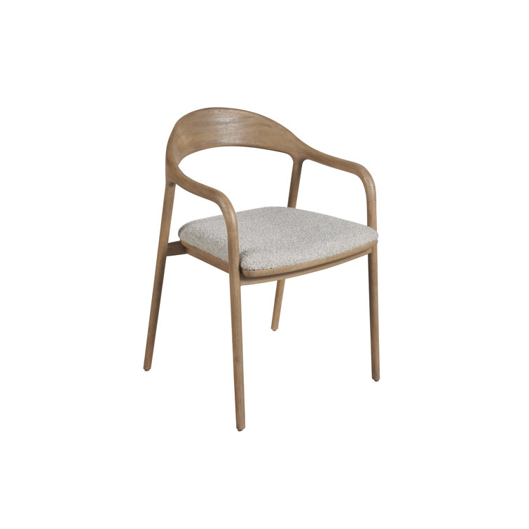 Chaise Alejandro