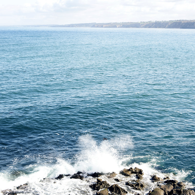«Ocean Splash» par Bree Madden - photographie sur toile tendue, H 20 po x l 20 po