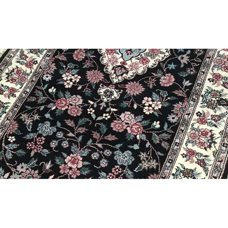 Hand Woven Wool Oriental Area Rug