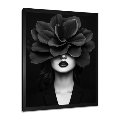 Black Floral Portrait Photo I - Fashion Woman Wall Décor
