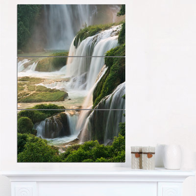 « detian cascade », reproduction de photo à multiples images sur toile