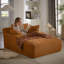 Chaise longue rembourrée en velours côtelé-105193811