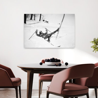«1920S 1930S», femme portant des skis gisant dans la neige après être tombé, art mural rétro rétro classique