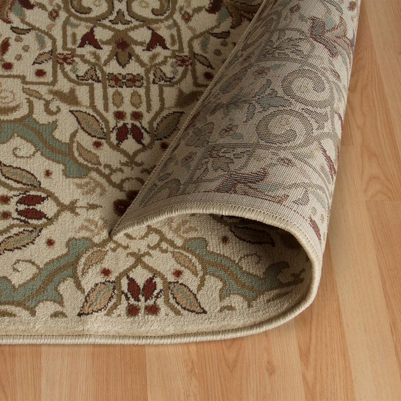 Camille European-Style Medallion Indoor Rug, Rectangle 2' x 3'
